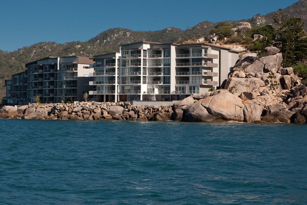 Апартаменты Penthouse On Bright Point Nelly Bay Экстерьер фото